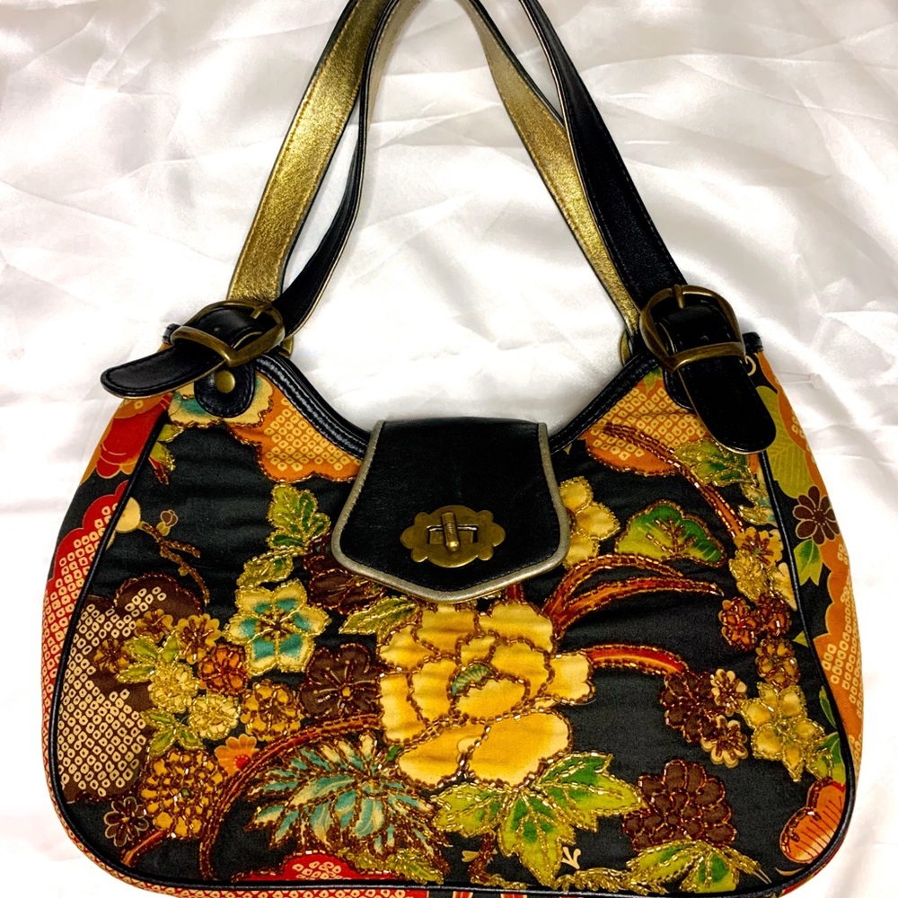 Floral embroidered vintage Isabella Fiore bag
